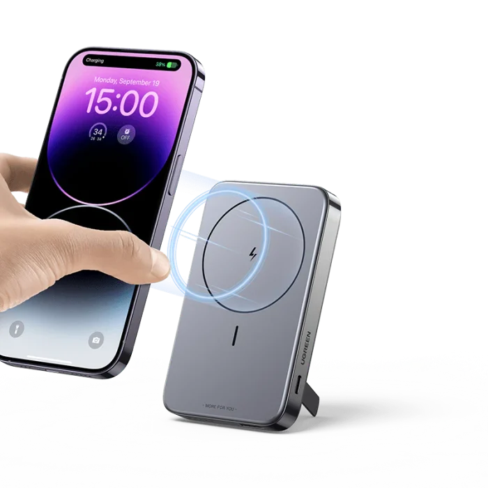 UGREEN 10000mAh Magnetic Wireless Power Bank PB206 (15086)