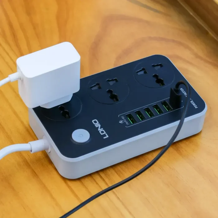 LDNIO Power Strip with 3 AC Sockets and 6 USB Ports SC3604