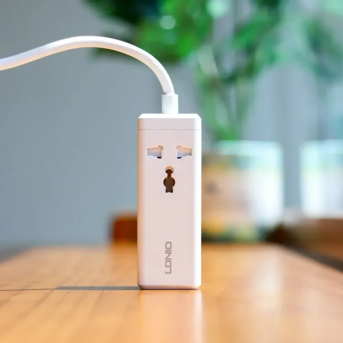 LDNIO SC1418 65W PD Desktop Power Strip with Power Socket